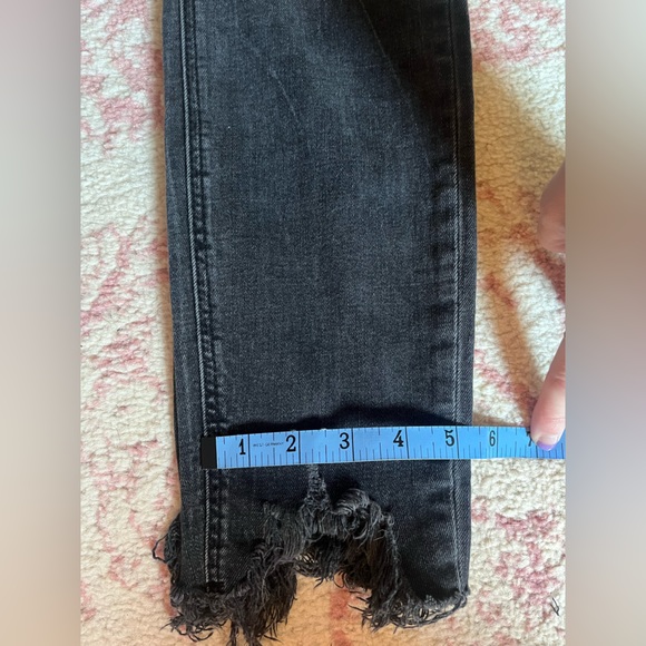 Zara The Skinny Pearl Black Distressed jeans size 6 - Picture 7 of 7